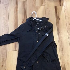 Women’s Medium North Face Jacket